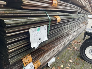 Ca. 80x Douglas wisselsponning, 18x190mm, lengte 500cm